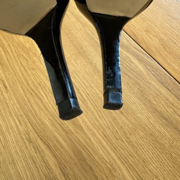 Michael Kors Simone Patent Heel - Picture 7 of 8